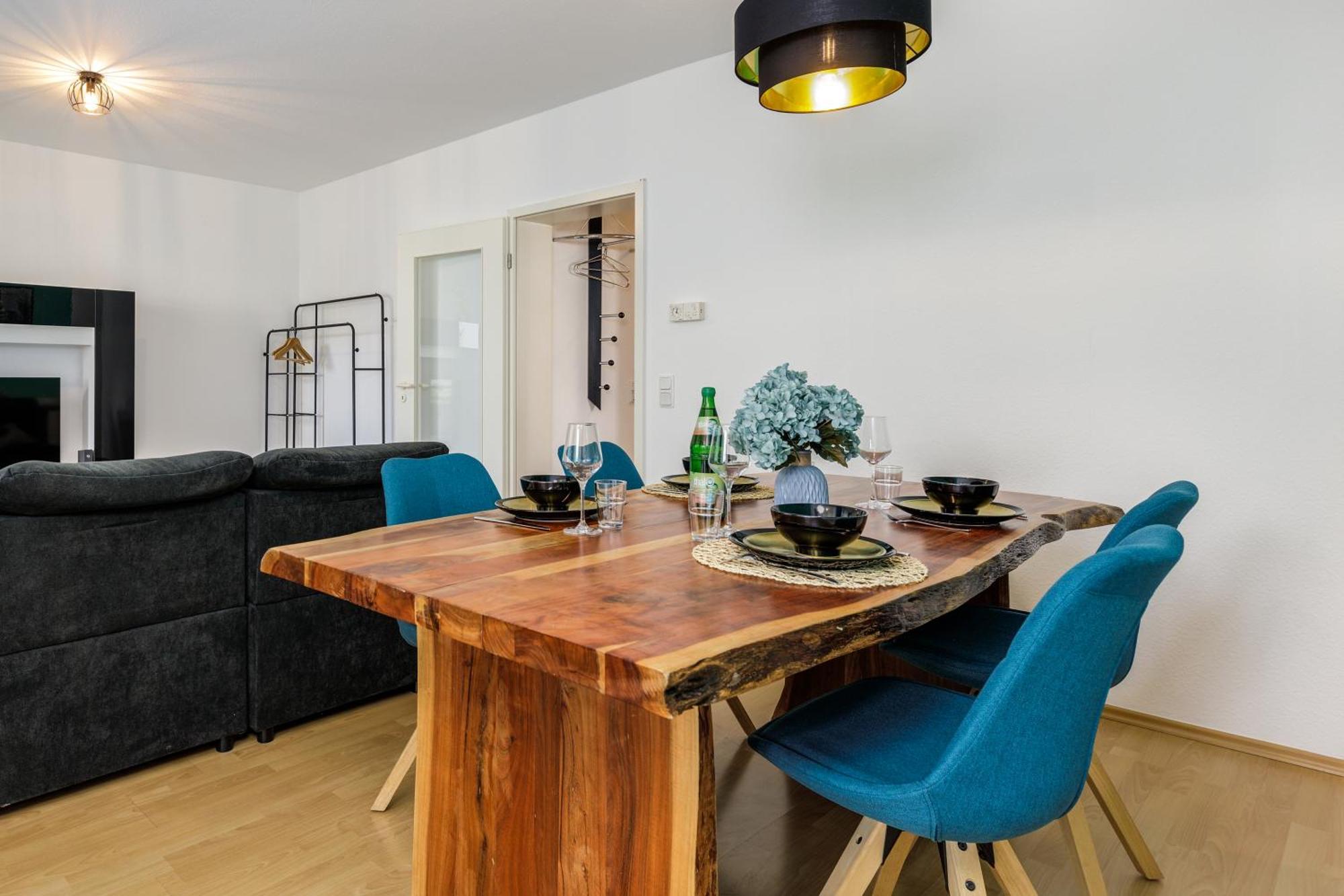 2 Zimmer Wohnung, Kueche, Bad, Balkon, Netflix Alzey Luaran gambar